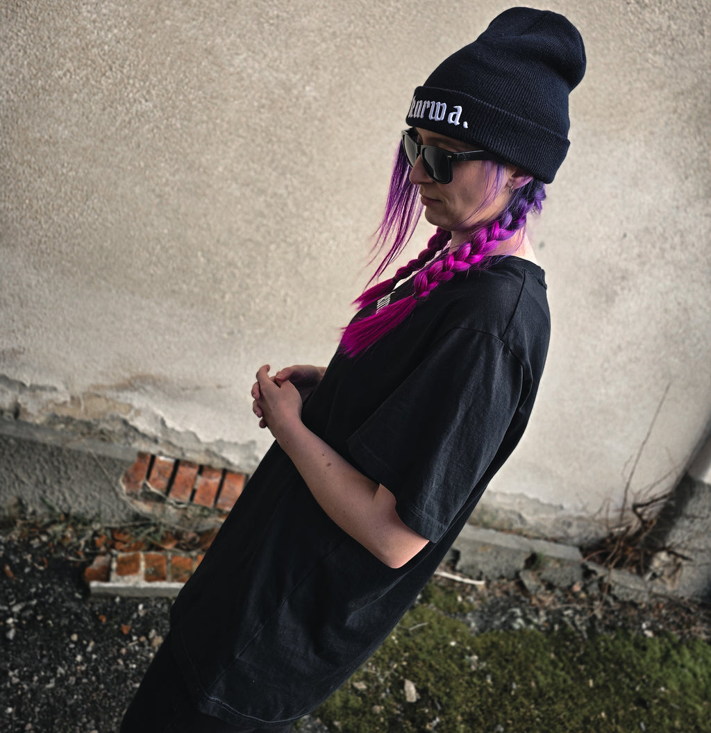 "kurwa" T-Shirt